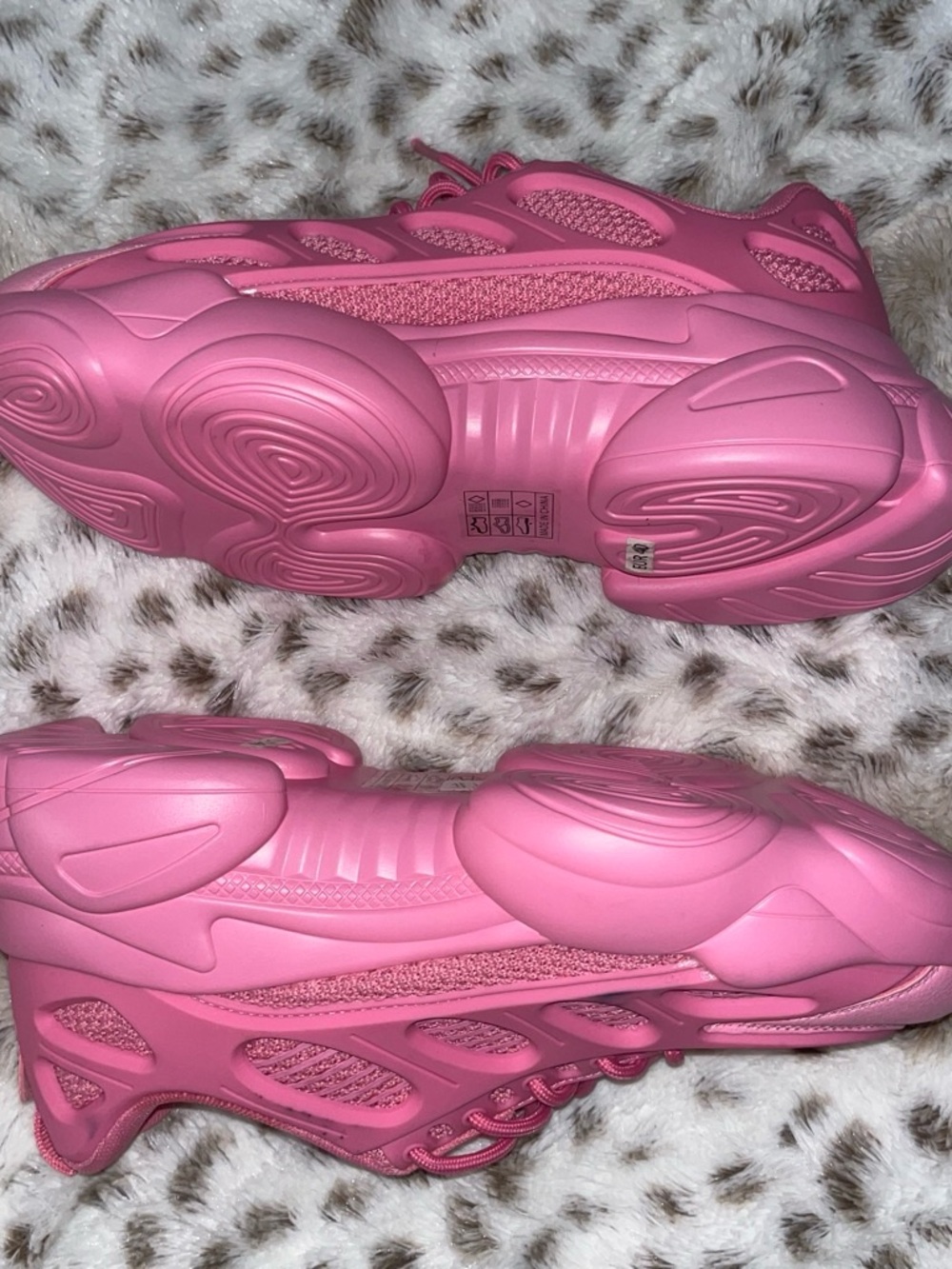 SHEIN Bold Pink Chunky Women's Sneakers